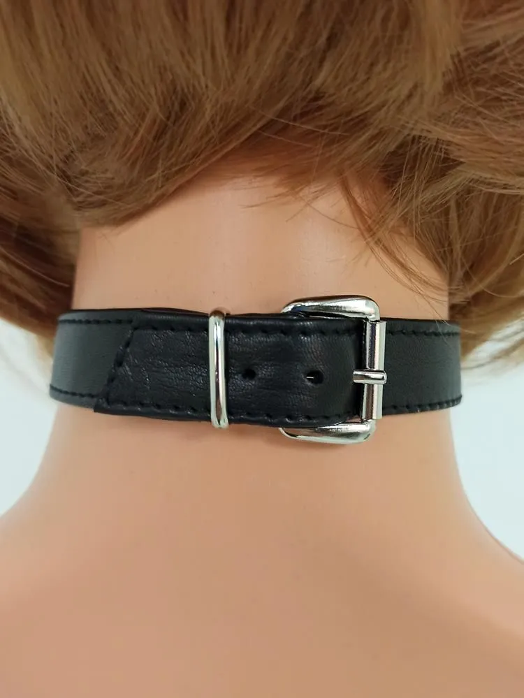 Schlichtes Lederhalsband mit Schnallenverschluss